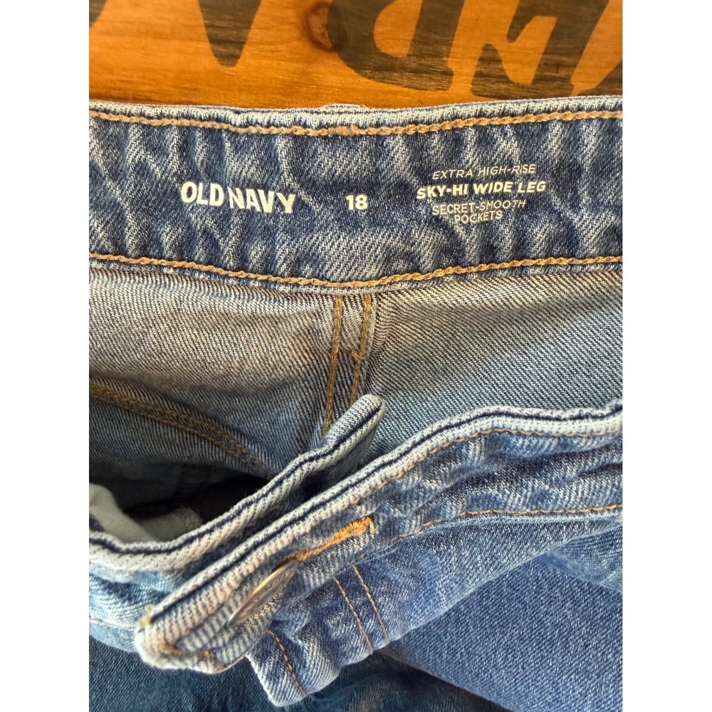 Old Navy Sky-Hi Wide Leg Jeans Braided Side Seam Extra High Rise Blue 18 - Picture 2 of 7